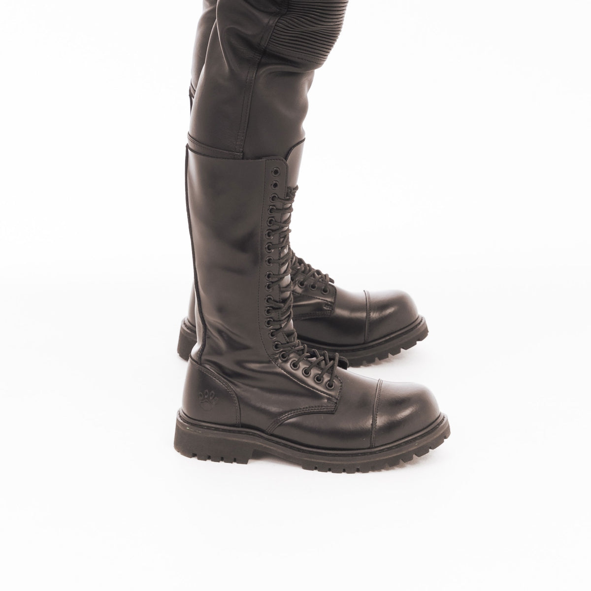 Prowler RED Leather 20 Hole Boot UK 11.5